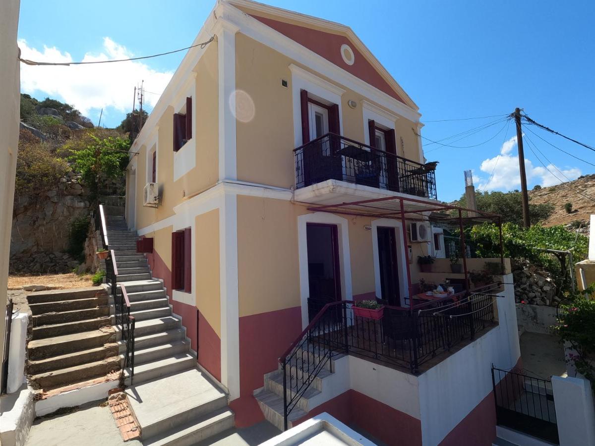 Villa Astradeni Sými Luaran gambar