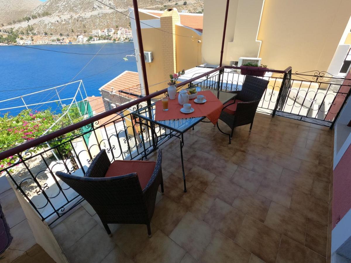 Villa Astradeni Sými Luaran gambar